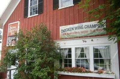 Stonehearth Inn And Tavern