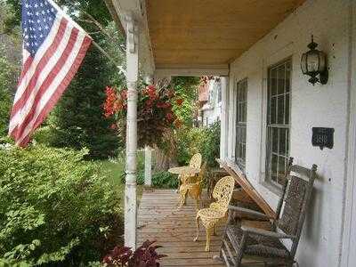 Stonehearth Inn And Tavern