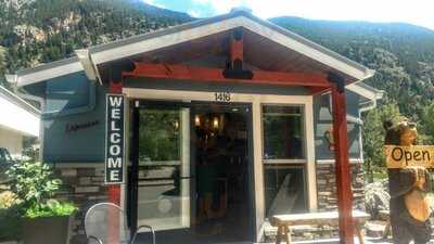 Roundabout Burgers And Dogs