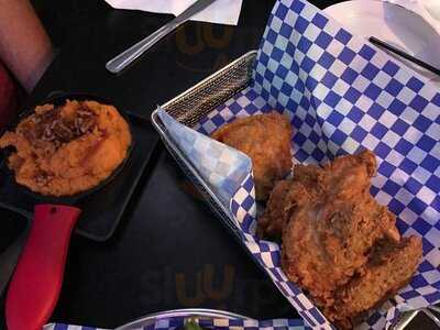 Crewitts Creek Kitchen & Bar