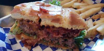 Crewitts Creek Kitchen & Bar