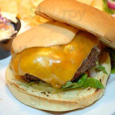 Loose Moose Bar & Grill