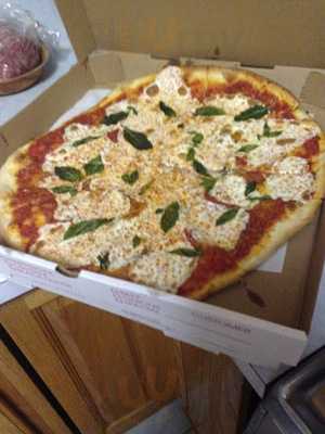 Bob's Thin Crust Pizza