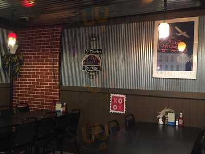 Rick's Cross Road Grille