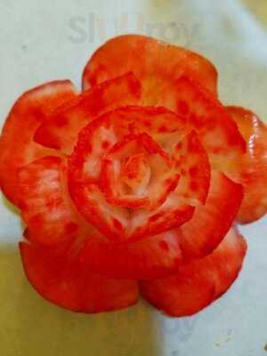 Chen Vuong Thai Asian Restaurant