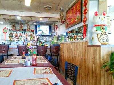 Chen Vuong Thai Asian Restaurant