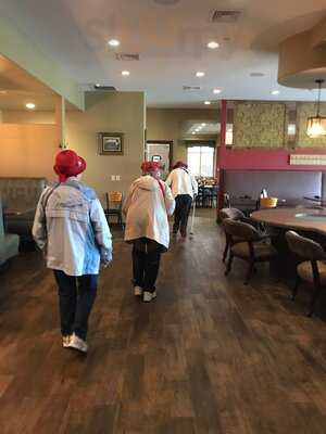 Neighbors Grill & Pizza