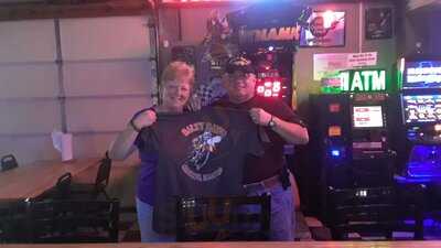 Salty Dawg Bar & Grill