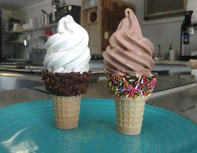 Rickydees Ice Cream