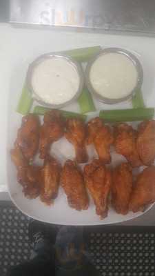 Cool Vibes Bar And Grill