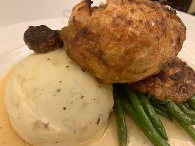 Jacksons Restaurant - Rotisserie - Bar - Doubletree Hotel