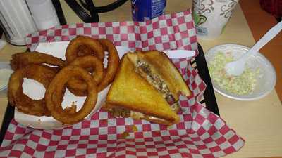 The Carolina Cafe On 29