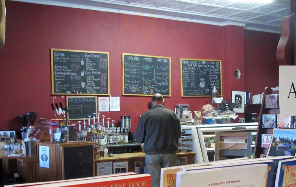 Baine's Books And Coffee
