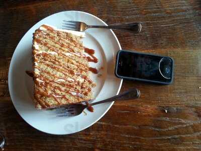 Big Fish Bar And Grille