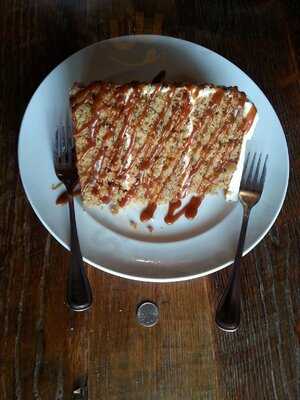 Big Fish Bar And Grille