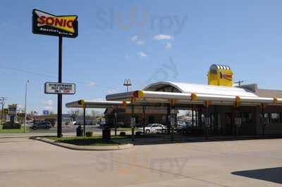 Sonic Drive-in
