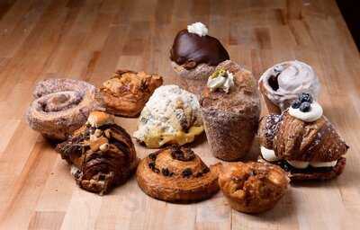 Deb’s Artisan Bakehouse