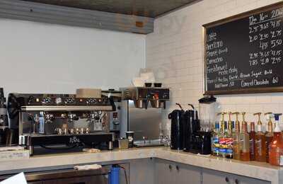 Big Horn Burgers & Shakes