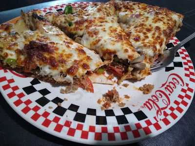 Chet's Pizza