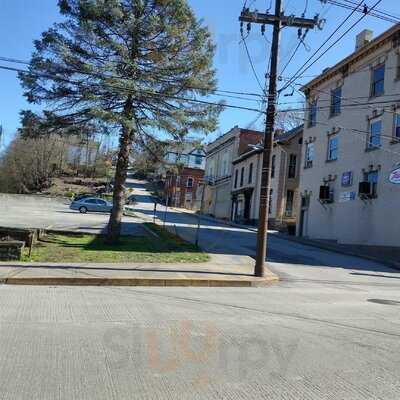 Pickers Pub And Grub Brownsville Pa