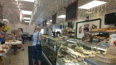 Uncle Mike's Bake Shoppe