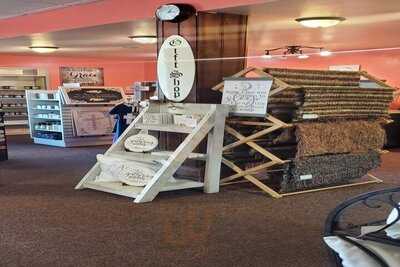 Dutchmaid Eatery & Gifts