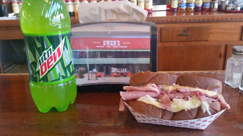 Owen's Grocery And Deli