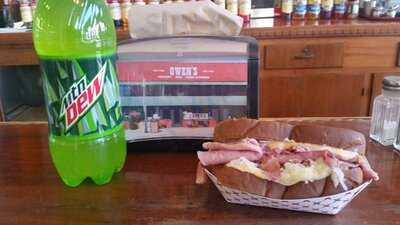 Owen's Grocery And Deli