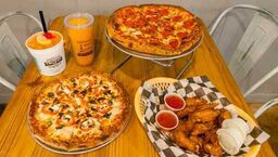 Lighthouse Pizza & Daiquiris