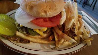 Mick & Miki's Red Cedar Bar