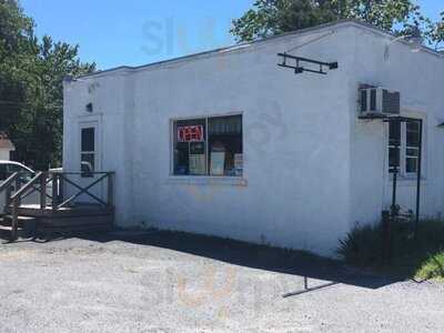 Seagraves Steak & Submarine Shop