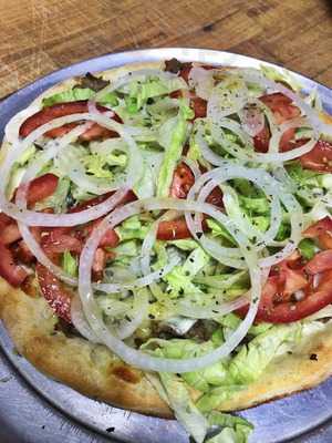 Ella's Mama Mia's Restaurant And Pizzeria