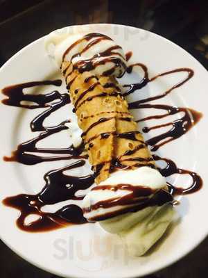 Ella's Mama Mia's Restaurant And Pizzeria