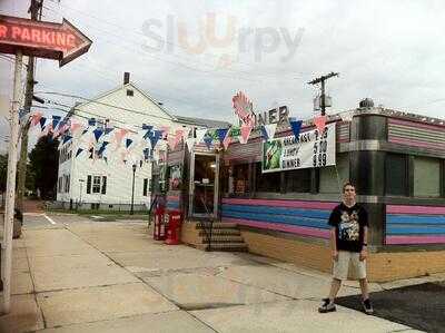 Salem Oak Diner