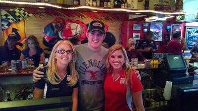 Buck's Bar And Grill