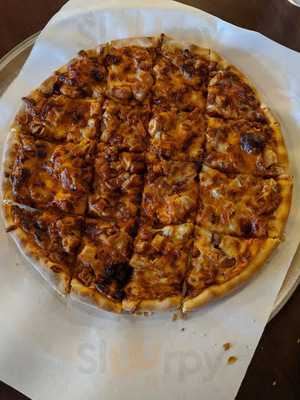 Eugene's Pizza