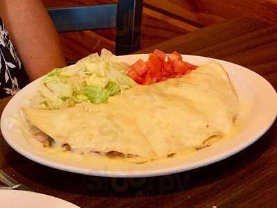 The Hang Out Bar & Grill On Snow Lake