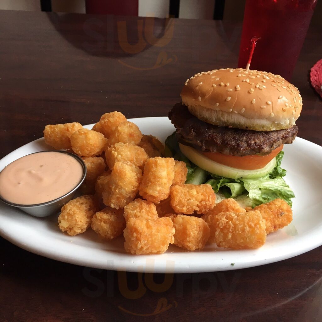 Broadway Grill