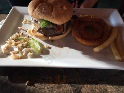 Watersview Restaurant