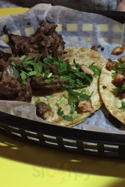 Taqueria-restaurant  El Meson Del Taco