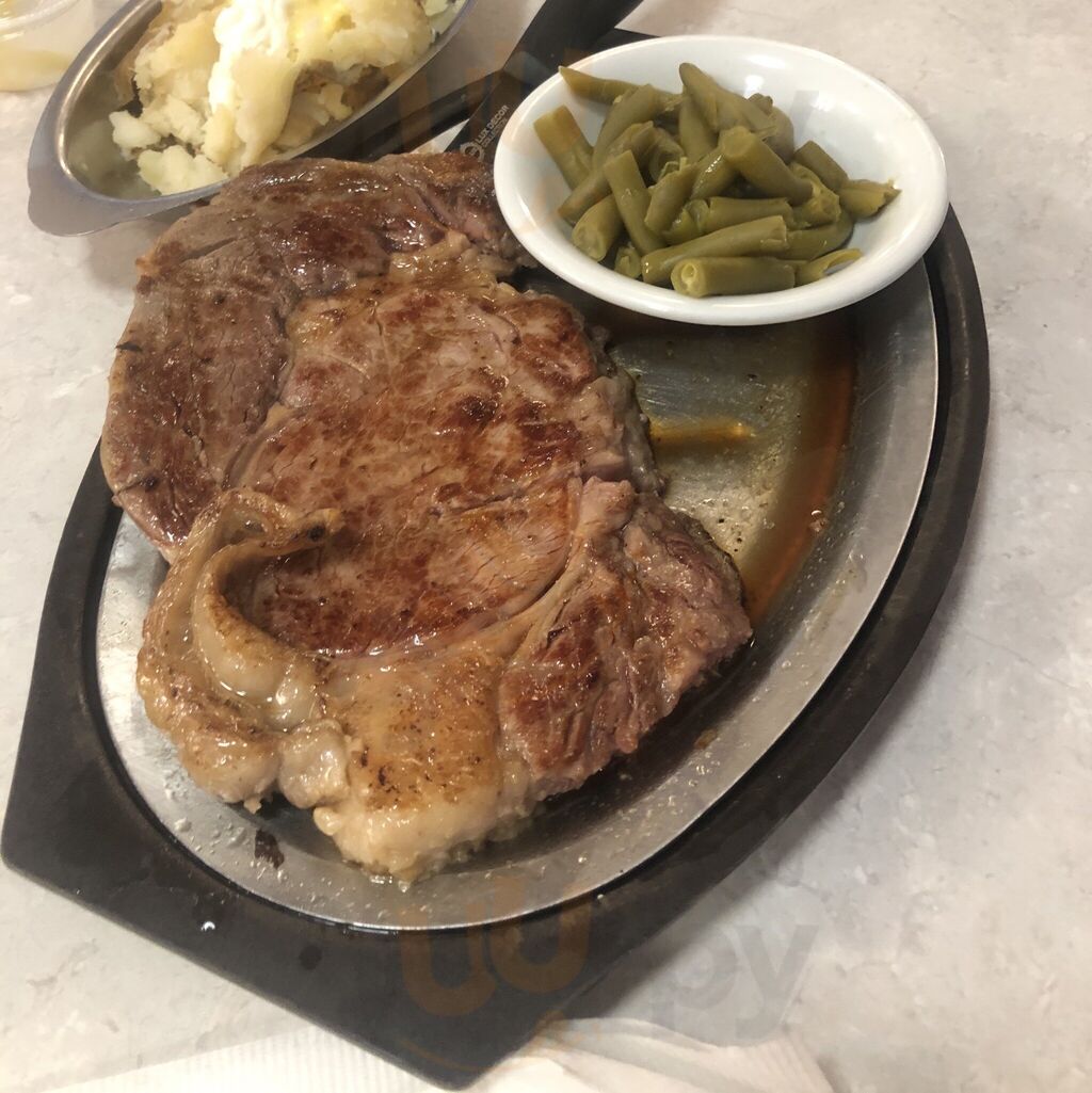 Benjamin's Family Restaurant