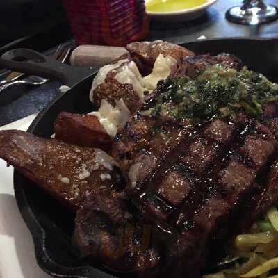 Solun Tapas  Restaurant Bar