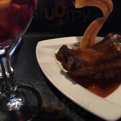 Solun Tapas  Restaurant Bar