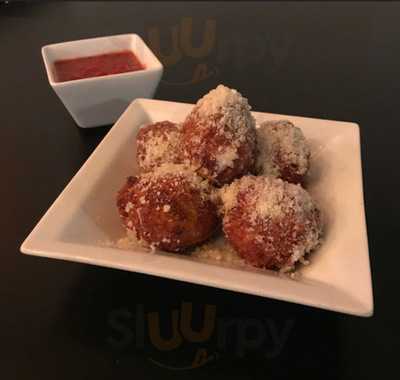 Eighty Ates Bar & Grille