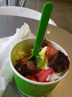 Menchie's Forzen Yogurt