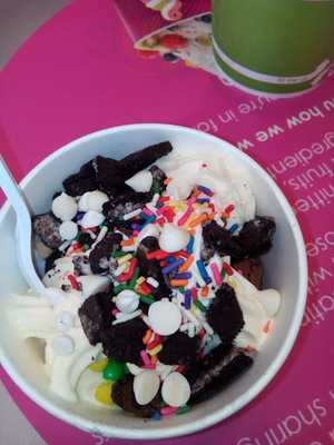 Menchie's Forzen Yogurt