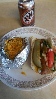 Steve's Deli Dog House Of Evansville