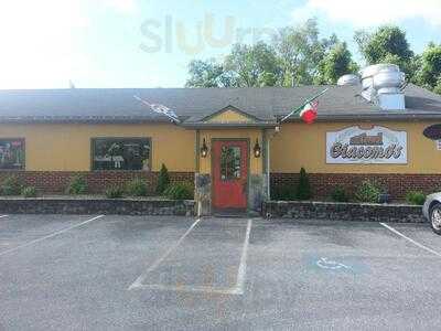 Giacomo's Italian Restaurant And Pizzeria