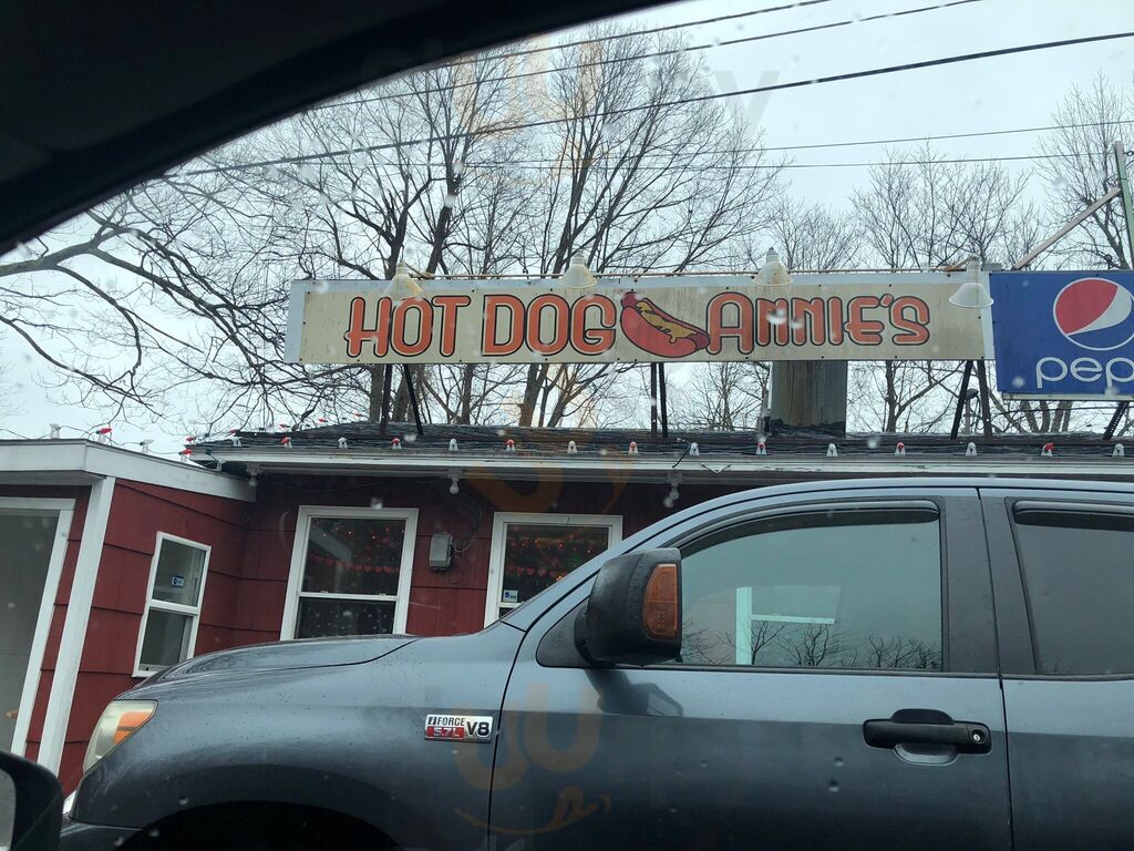 Hot Dog Annie's