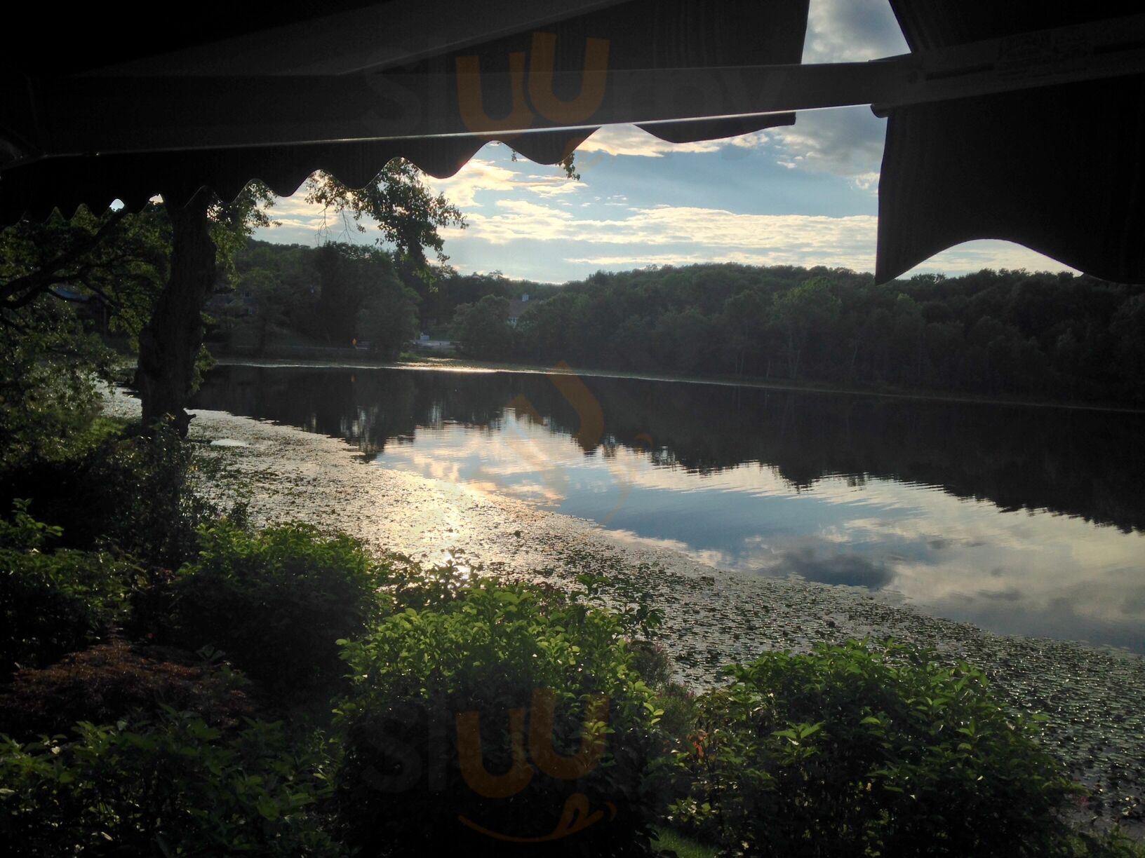 Sheridan's Restaurant & Tavern